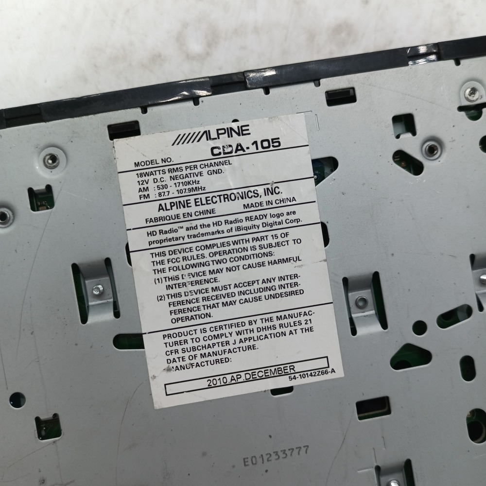 Alpine CDA-105 Car Stereo CD Player Receiver Main Unit Untested No Faceplate a11 - Picture 5 of 7